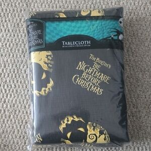 The Nightmare Before Christmas Black & Gold Tablecloth